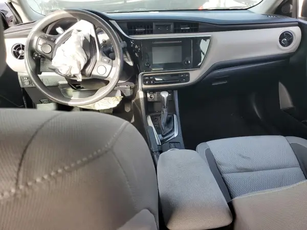 5YFBURHE1KP933545 2019 TOYOTA COROLLA - Image 8