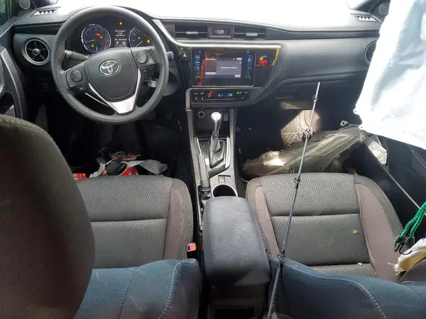 5YFBURHE1KP936820 2019 TOYOTA COROLLA - Image 8
