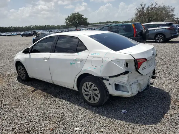 5YFBURHE1KP937711 2019 TOYOTA COROLLA - Image 2