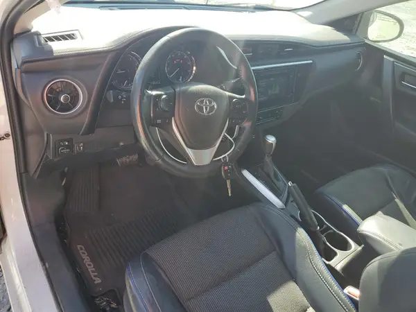 5YFBURHE1KP938700 2019 TOYOTA COROLLA - Image 8