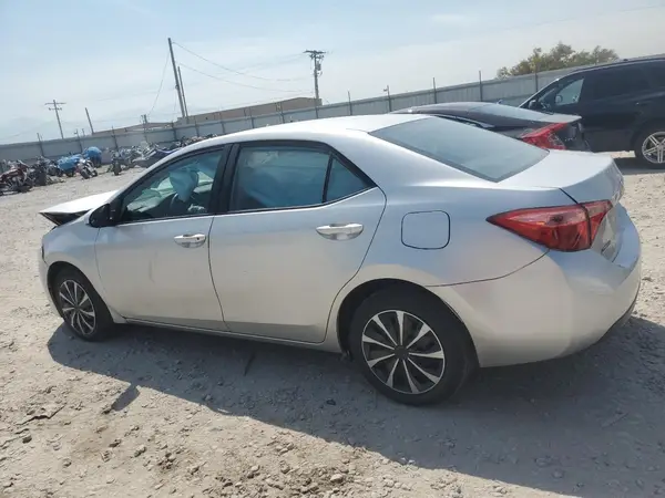 5YFBURHE1KP938809 2019 TOYOTA COROLLA - Image 2