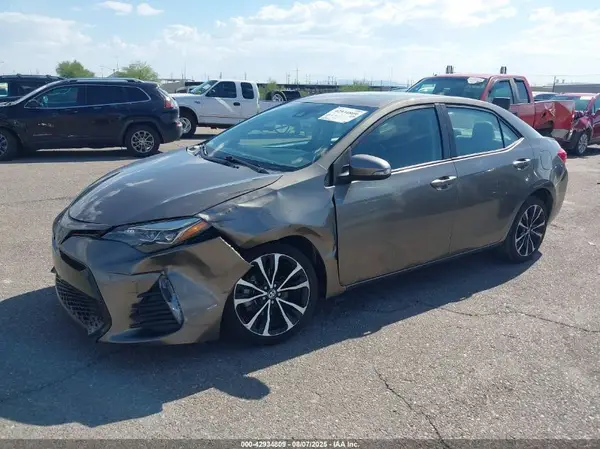 5YFBURHE1KP938910 2019 TOYOTA COROLLA - Image 2
