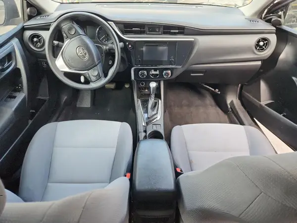 5YFBURHE1KP940771 2019 TOYOTA COROLLA - Image 8