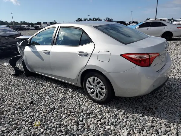 5YFBURHE1KP941547 2019 TOYOTA COROLLA - Image 2