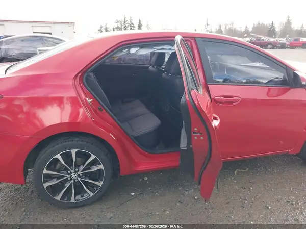 5YFBURHE1KP945212 2019 TOYOTA COROLLA - Image 8