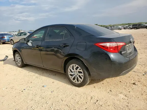 5YFBURHE1KP947154 2019 TOYOTA COROLLA - Image 2