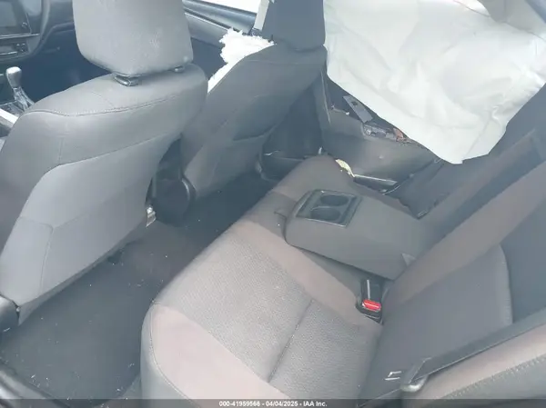 5YFBURHE1KP947817 2019 TOYOTA COROLLA - Image 7