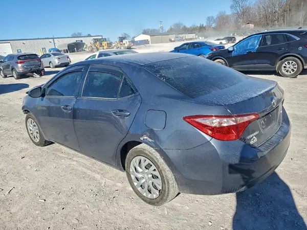5YFBURHE1KP948773 2019 TOYOTA COROLLA - Image 2