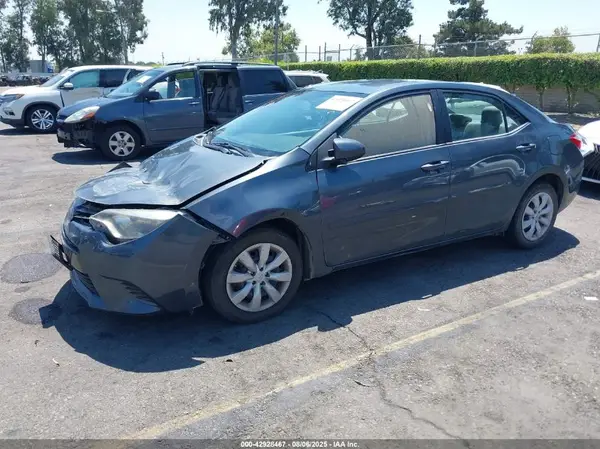 5YFBURHE2GP366401 2016 TOYOTA COROLLA - Image 2