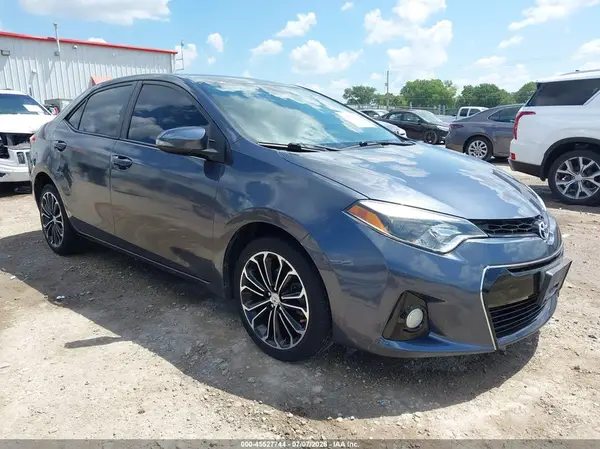 5YFBURHE2GP366513 2016 TOYOTA COROLLA - Image 1