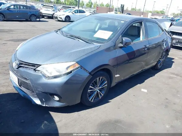 5YFBURHE2GP367600 2016 TOYOTA COROLLA - Image 2