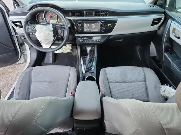 5YFBURHE2GP369301 2016 TOYOTA COROLLA - Image 8