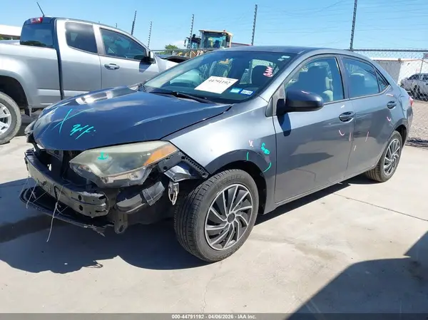 5YFBURHE2GP370917 2016 TOYOTA COROLLA - Image 2