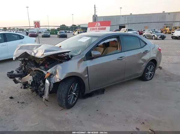 5YFBURHE2GP376362 2016 TOYOTA COROLLA - Image 2
