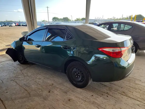 5YFBURHE2GP378385 2016 TOYOTA COROLLA - Image 2