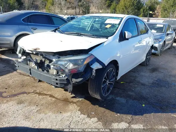 5YFBURHE2GP379486 2016 TOYOTA COROLLA - Image 2