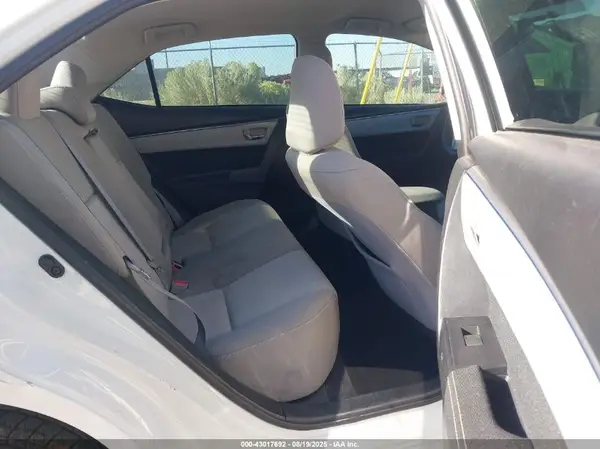 5YFBURHE2GP382551 2016 TOYOTA COROLLA - Image 8