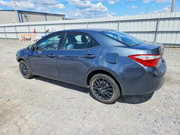 5YFBURHE2GP384123 2016 TOYOTA COROLLA - Image 2