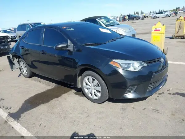 5YFBURHE2GP385935 2016 TOYOTA COROLLA - Image 1