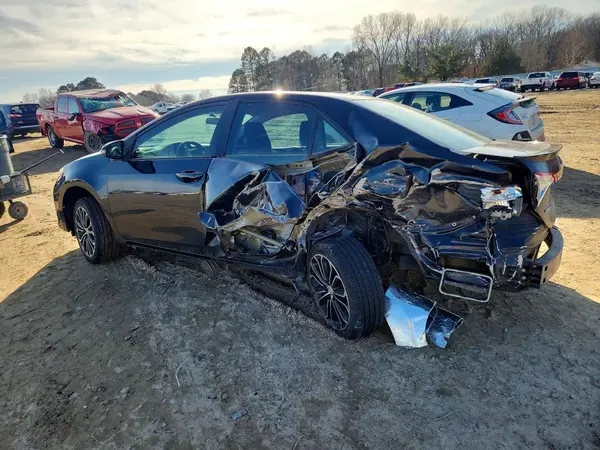 5YFBURHE2GP394747 2016 TOYOTA COROLLA - Image 2