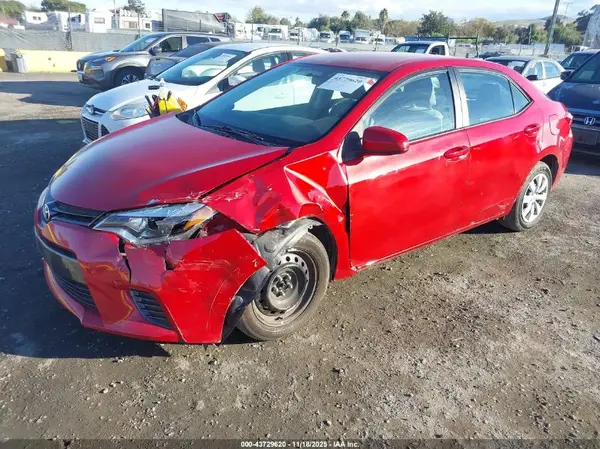 5YFBURHE2GP398281 2016 TOYOTA COROLLA - Image 2