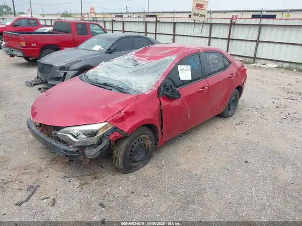 5YFBURHE2GP398359 2016 TOYOTA COROLLA - Image 2
