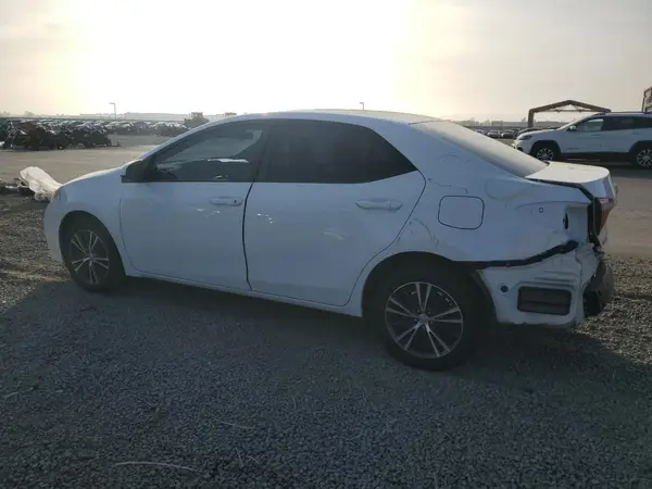5YFBURHE2GP405181 2016 TOYOTA COROLLA - Image 2