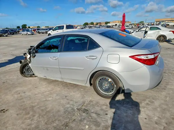 5YFBURHE2GP406430 2016 TOYOTA COROLLA - Image 2