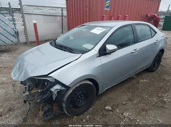 5YFBURHE2GP410784 2016 TOYOTA COROLLA - Image 2
