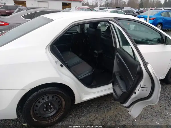 5YFBURHE2GP414124 2016 TOYOTA COROLLA - Image 8