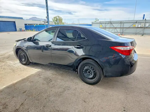 5YFBURHE2GP414740 2016 TOYOTA COROLLA - Image 2