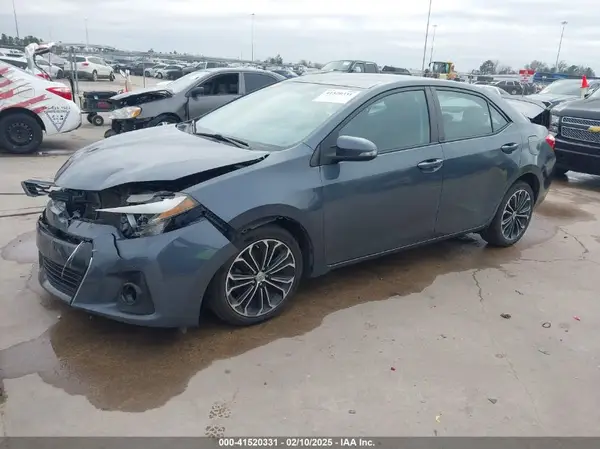 5YFBURHE2GP414799 2016 TOYOTA COROLLA - Image 2
