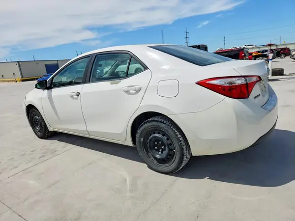 5YFBURHE2GP417038 2016 TOYOTA COROLLA - Image 2