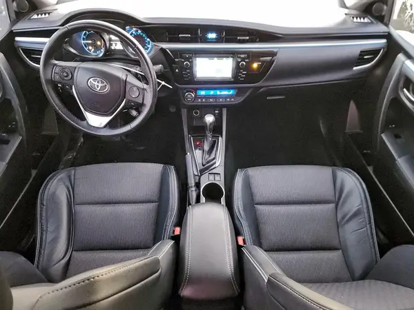 5YFBURHE2GP418965 2016 TOYOTA COROLLA - Image 8