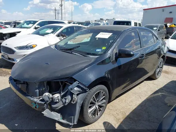 5YFBURHE2GP423079 2016 TOYOTA COROLLA - Image 2