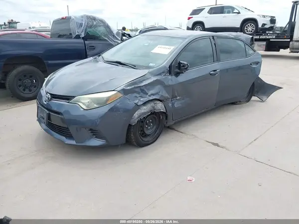 5YFBURHE2GP424166 2016 TOYOTA COROLLA - Image 2