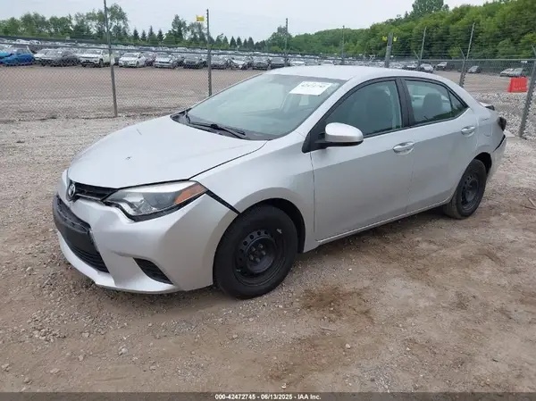 5YFBURHE2GP432672 2016 TOYOTA COROLLA - Image 2