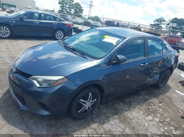 5YFBURHE2GP436432 2016 TOYOTA COROLLA - Image 2