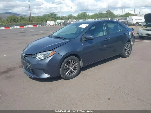 5YFBURHE2GP438150 2016 TOYOTA COROLLA - Image 2