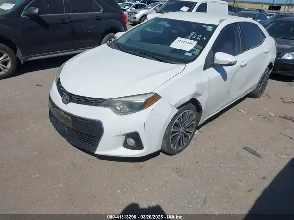 5YFBURHE2GP440626 2016 TOYOTA COROLLA - Image 2