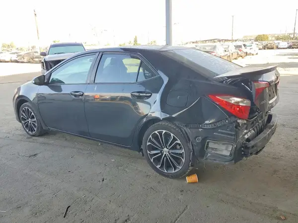 5YFBURHE2GP442733 2016 TOYOTA COROLLA - Image 2