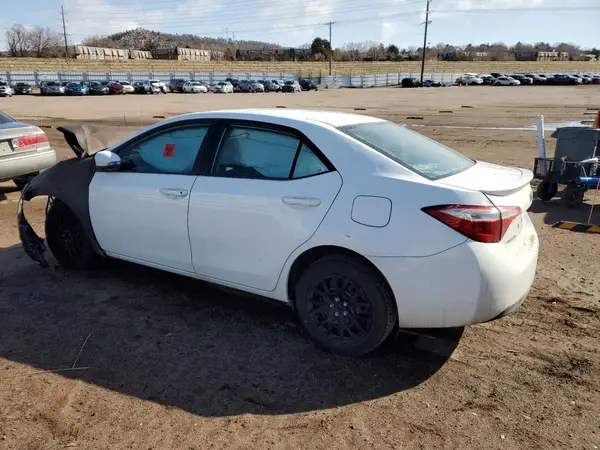 5YFBURHE2GP444272 2016 TOYOTA COROLLA - Image 2
