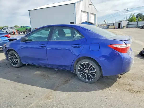5YFBURHE2GP447639 2016 TOYOTA COROLLA - Image 2