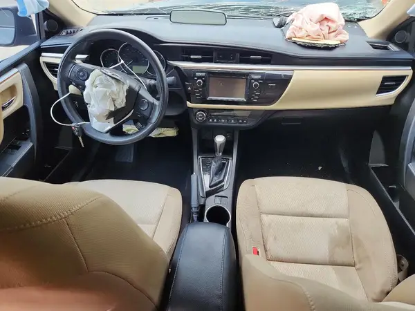 5YFBURHE2GP453053 2016 TOYOTA COROLLA - Image 8