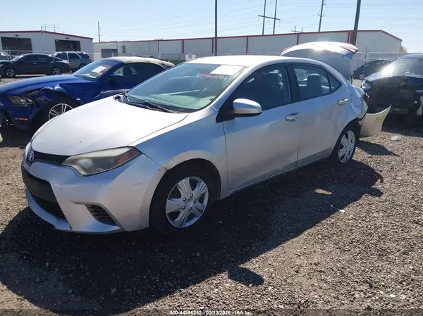 5YFBURHE2GP456146 2016 TOYOTA COROLLA - Image 2