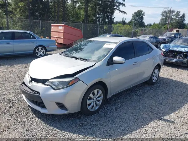 5YFBURHE2GP456759 2016 TOYOTA COROLLA - Image 2