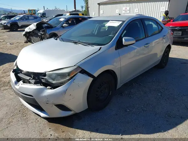 5YFBURHE2GP457202 2016 TOYOTA COROLLA - Image 2