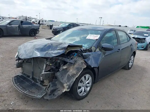 5YFBURHE2GP458138 2016 TOYOTA COROLLA - Image 2