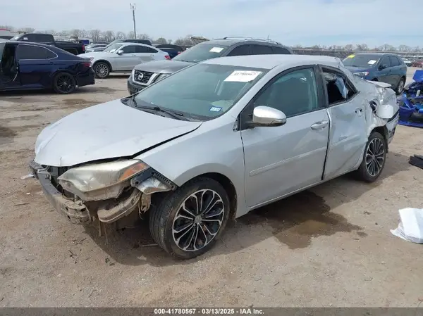 5YFBURHE2GP465431 2016 TOYOTA COROLLA - Image 2