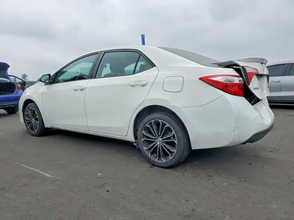 5YFBURHE2GP466725 2016 TOYOTA COROLLA - Image 2